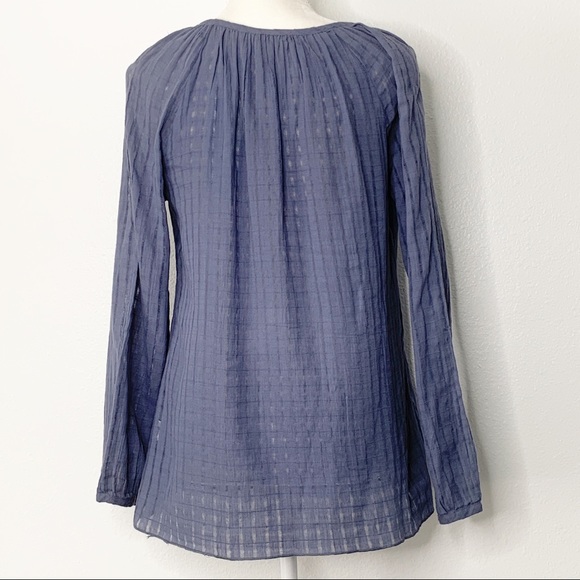 NWT Izod Lace Detail Semi-Sheer V-Neck Top - Picture 2 of 5